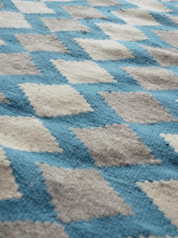 Handmade wool kilim rug_Honeycombe | Ariee Home & Gifts