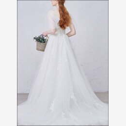 -Romantisches Brautkleid mit V-Ausschnitt und Trägern-22