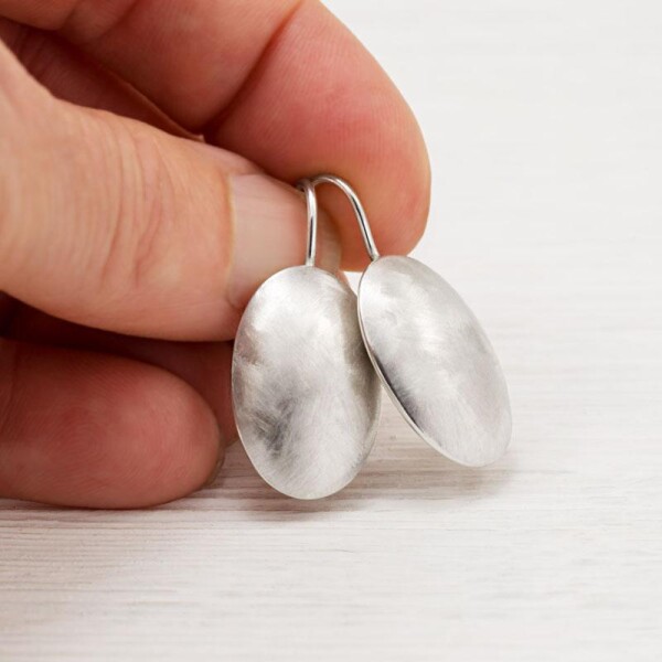 ovale Ohrhänger Silber 925 mattiert SYBEL | ringlein und noch mehr