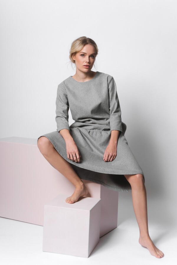 Ausgestelltes Kleid aus Wollmix - Grau | Luxaa